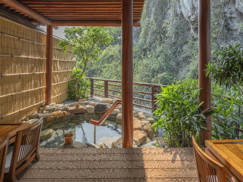 Hilton Quang Hanh Onsen Resort image