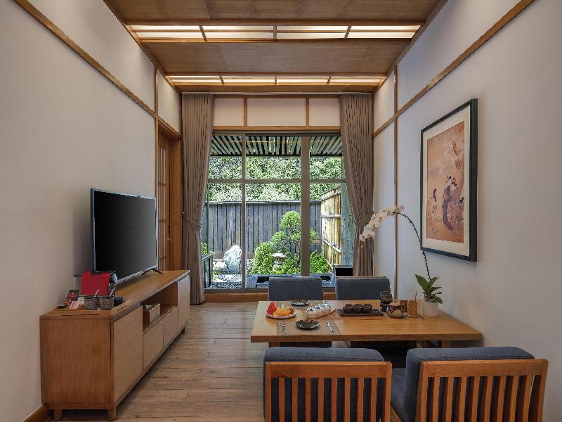 Hilton Quang Hanh Onsen Resort image