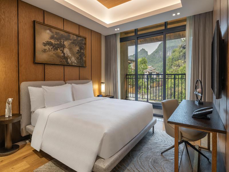 Hilton Quang Hanh Onsen Resort image