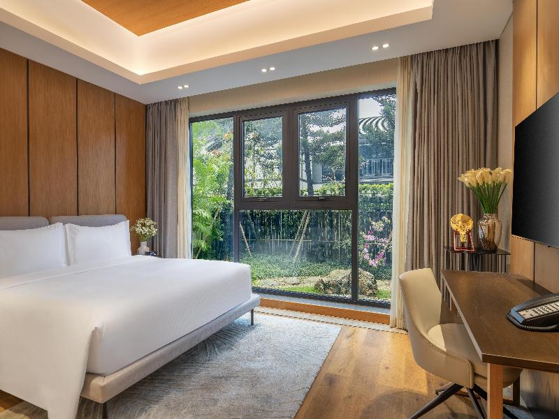 Hilton Quang Hanh Onsen Resort image