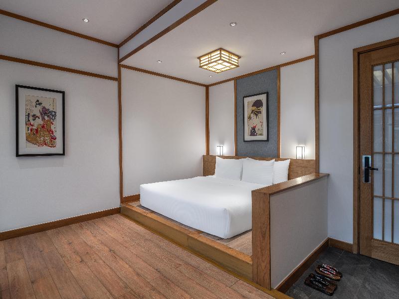 Hilton Quang Hanh Onsen Resort image