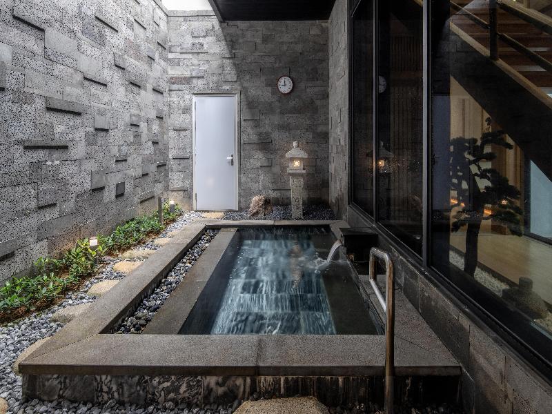 Hilton Quang Hanh Onsen Resort image
