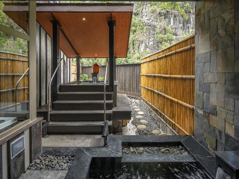 Hilton Quang Hanh Onsen Resort image