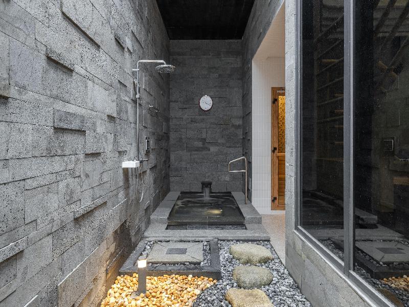 Hilton Quang Hanh Onsen Resort image