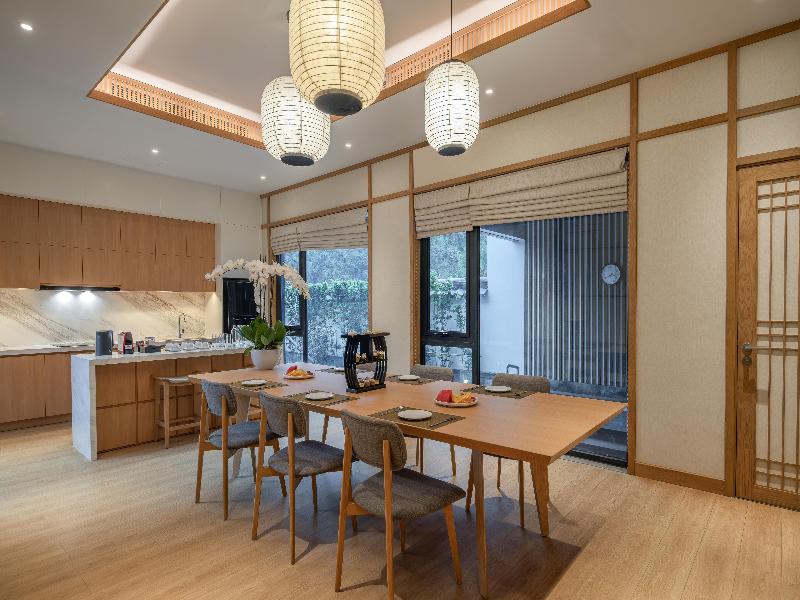 Hilton Quang Hanh Onsen Resort image