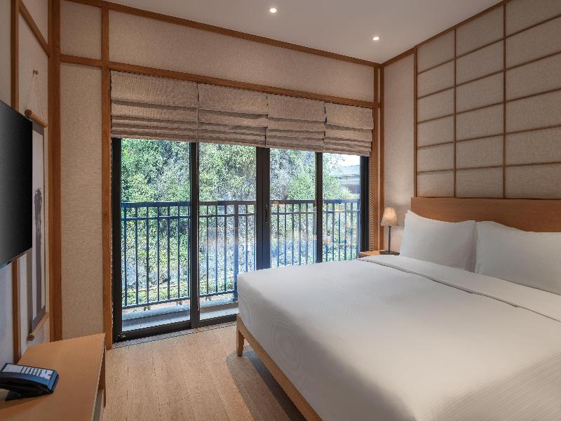 Hilton Quang Hanh Onsen Resort image