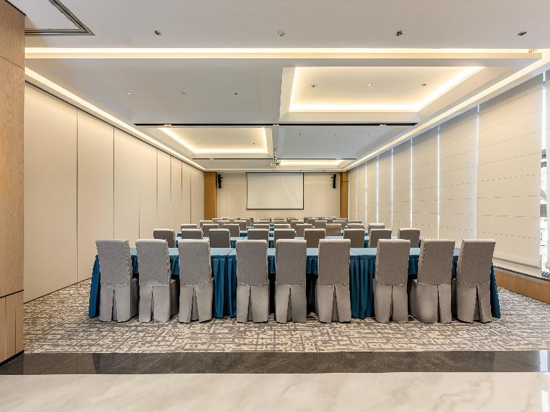 Holiday Inn Express Luding by IHG image
