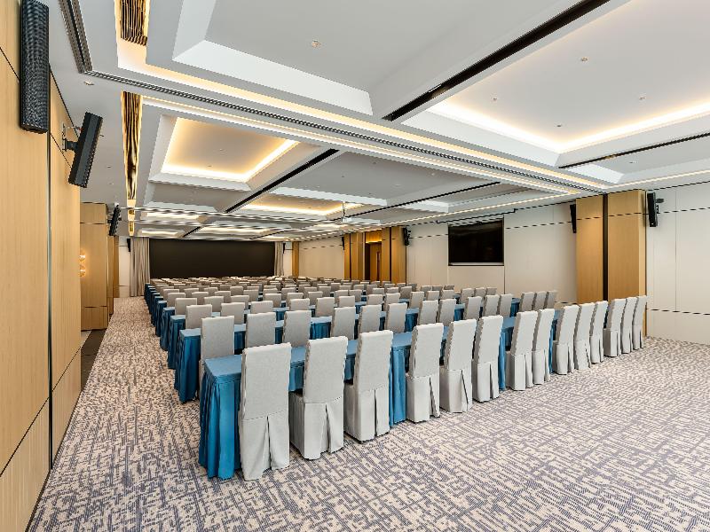 Holiday Inn Express Luding by IHG image