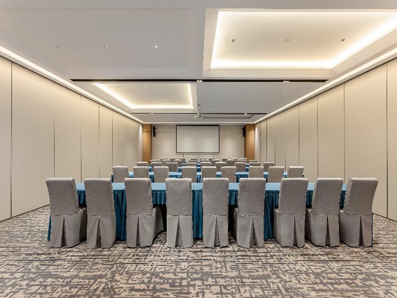 Holiday Inn Express Luding by IHG image