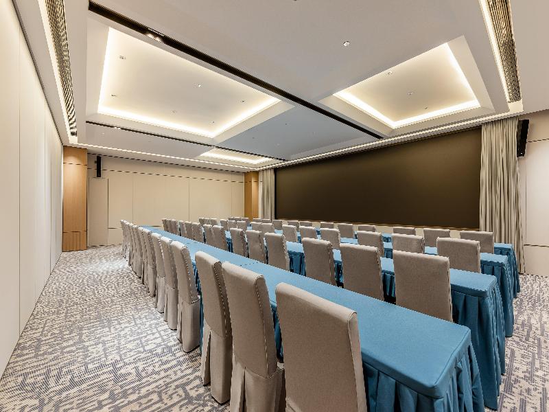 Holiday Inn Express Luding by IHG image