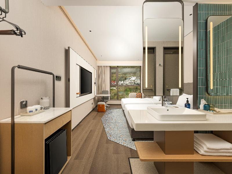 Holiday Inn Express Luding by IHG image