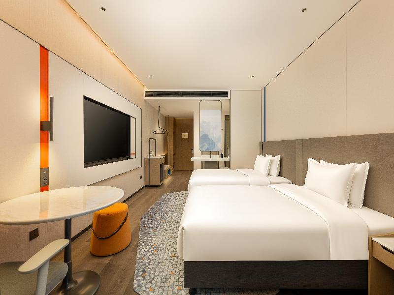 Holiday Inn Express Luding by IHG image 2