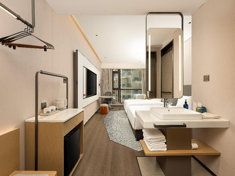 Holiday Inn Express Luding by IHG image