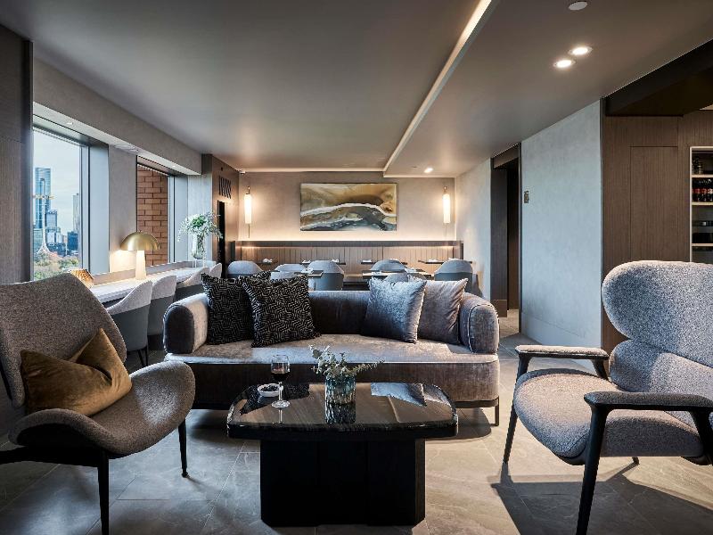 Pullman Melbourne On The Park image