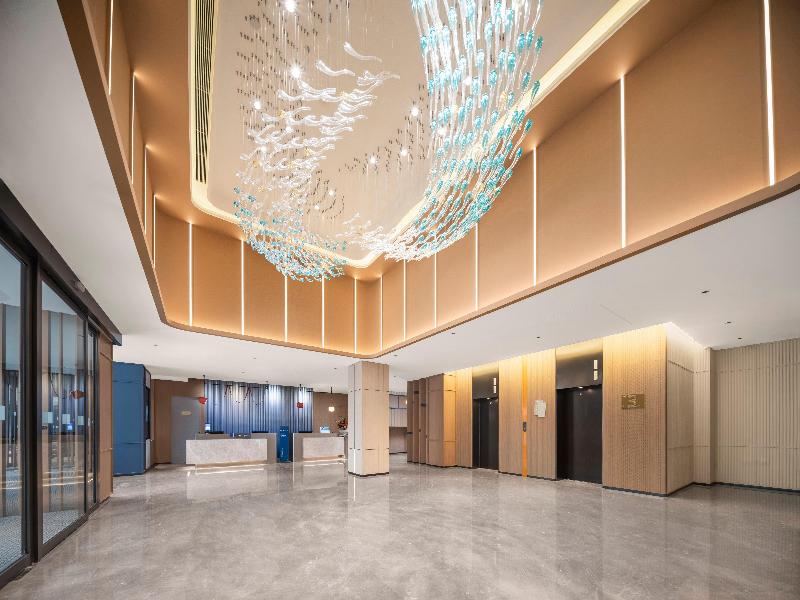 Holiday Inn Express Jinan Quancheng Square by IHG image