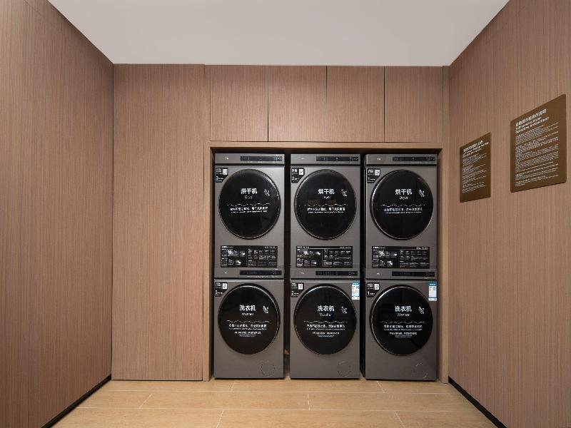 Holiday Inn Express Jinan Quancheng Square by IHG image