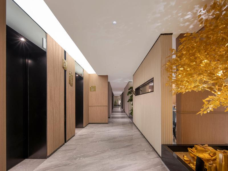 Holiday Inn Express Jinan Quancheng Square by IHG image