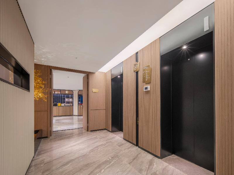 Holiday Inn Express Jinan Quancheng Square by IHG image