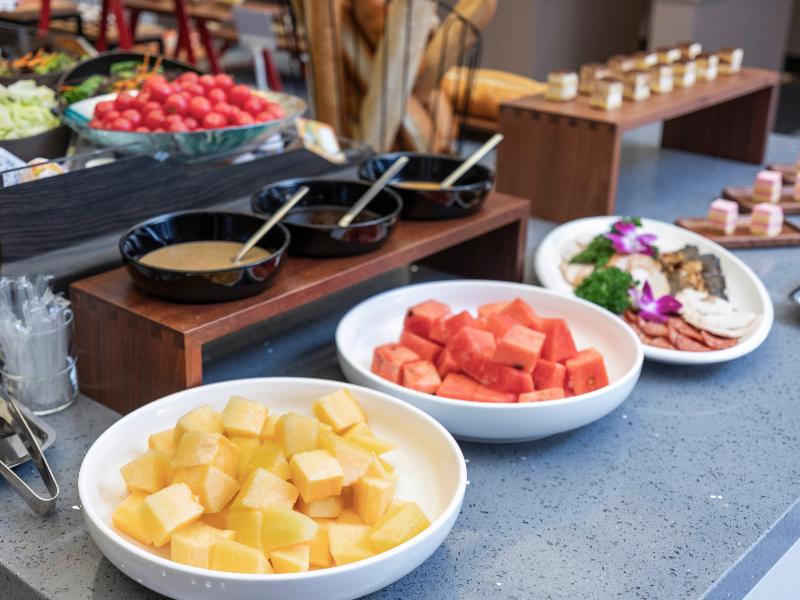 Holiday Inn Express Jinan Quancheng Square by IHG image
