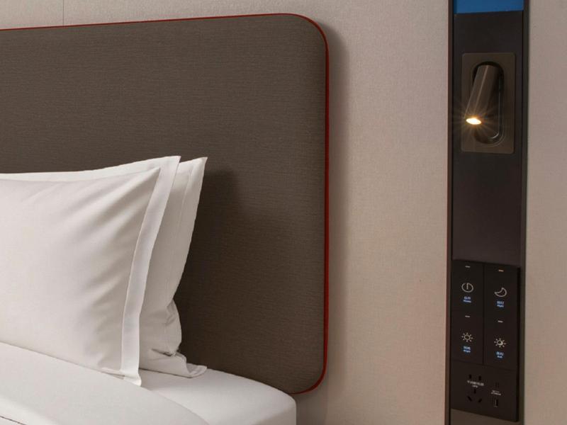 Holiday Inn Express Jinan Quancheng Square by IHG image