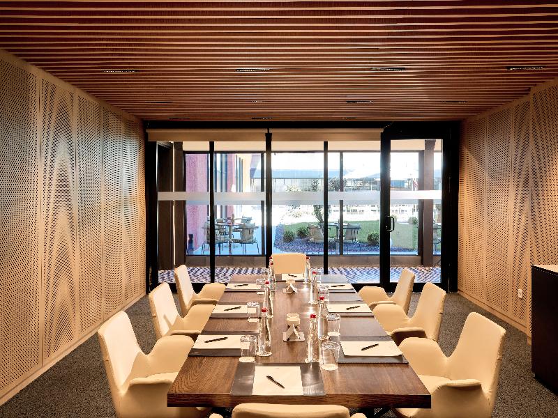 Crowne Plaza Istanbul Zeytinburnu by IHG image