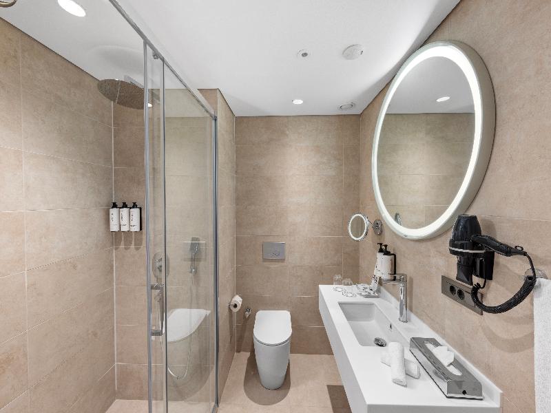 Crowne Plaza Istanbul Zeytinburnu by IHG image