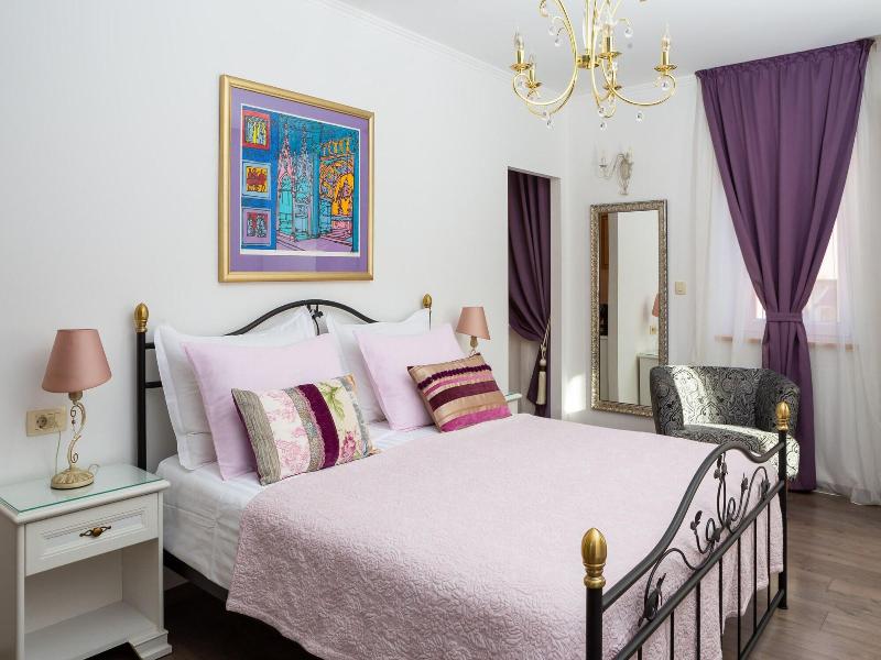 Romantic Luxury Rooms image