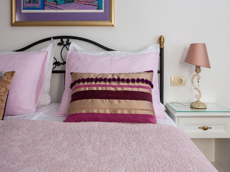 Romantic Luxury Rooms image