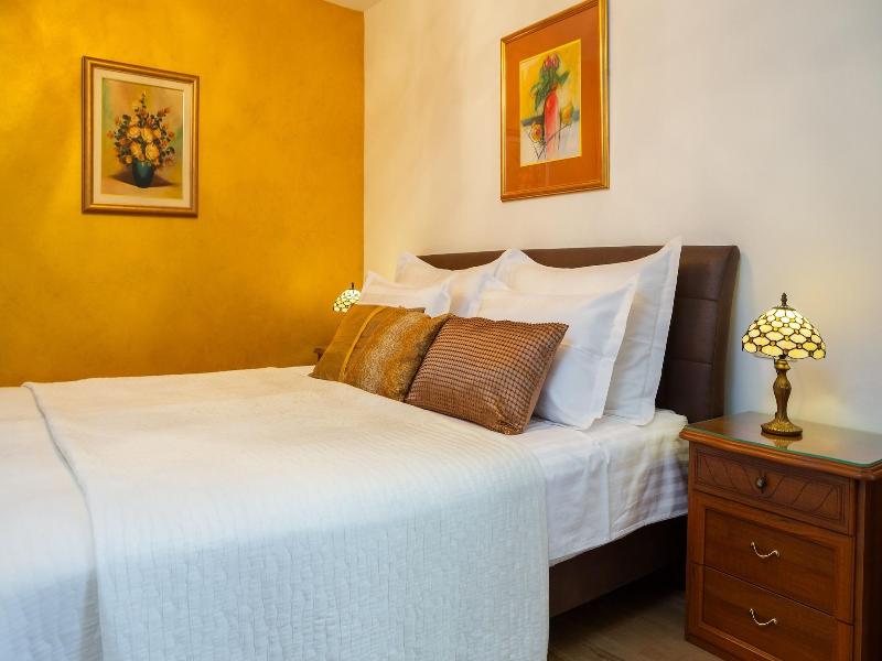 Romantic Luxury Rooms image