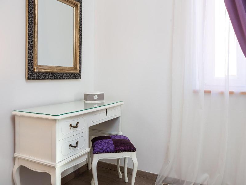 Romantic Luxury Rooms image