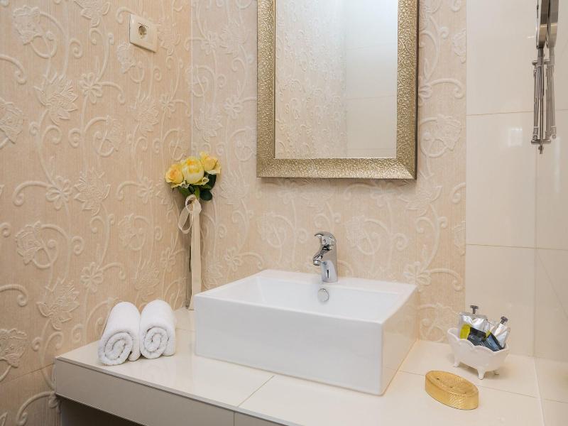 Romantic Luxury Rooms image