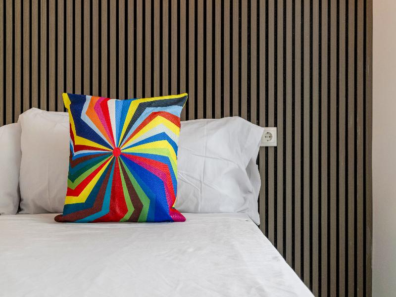 Evalia Rooms image