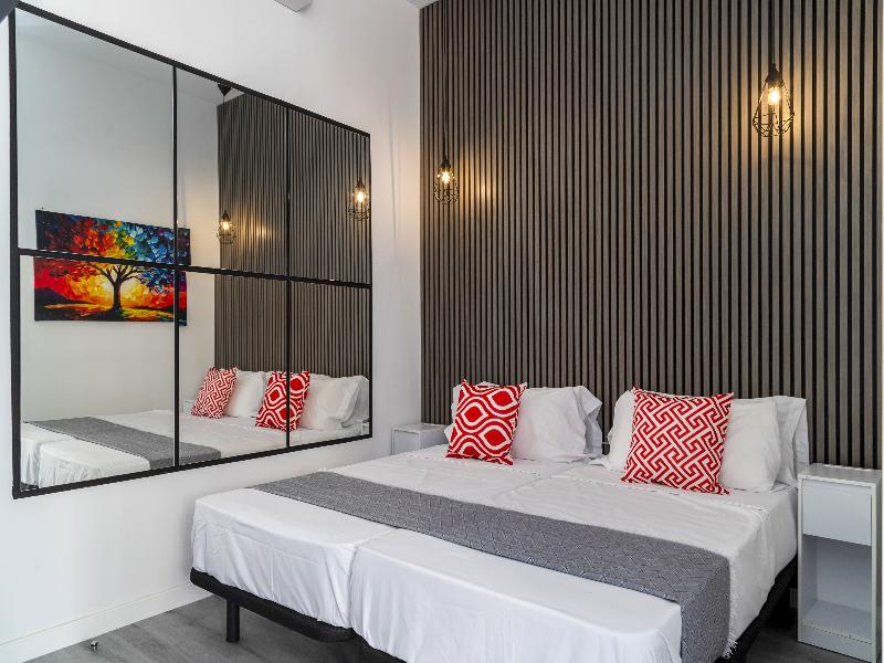 Evalia Rooms image