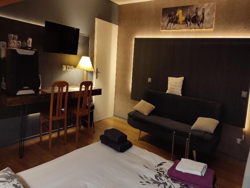Auberge De La Poirie image