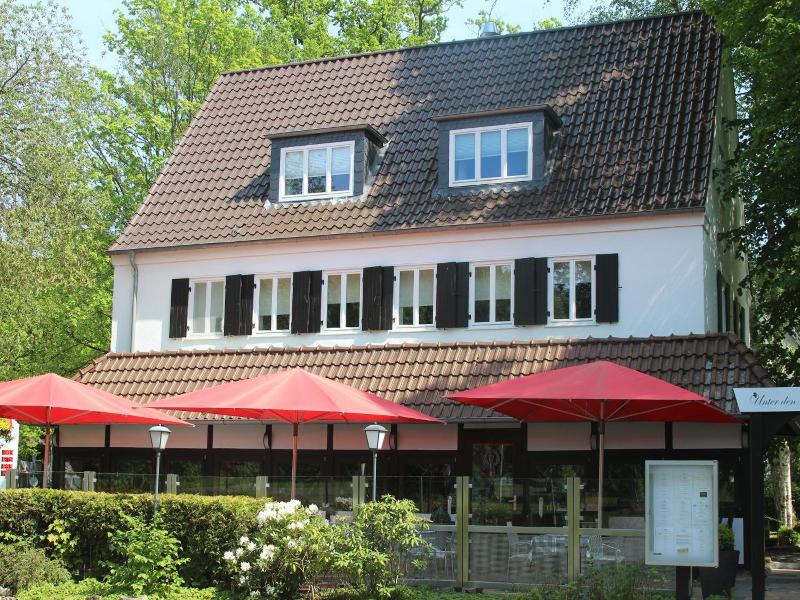 Hotel Und Restaurant Zeus image