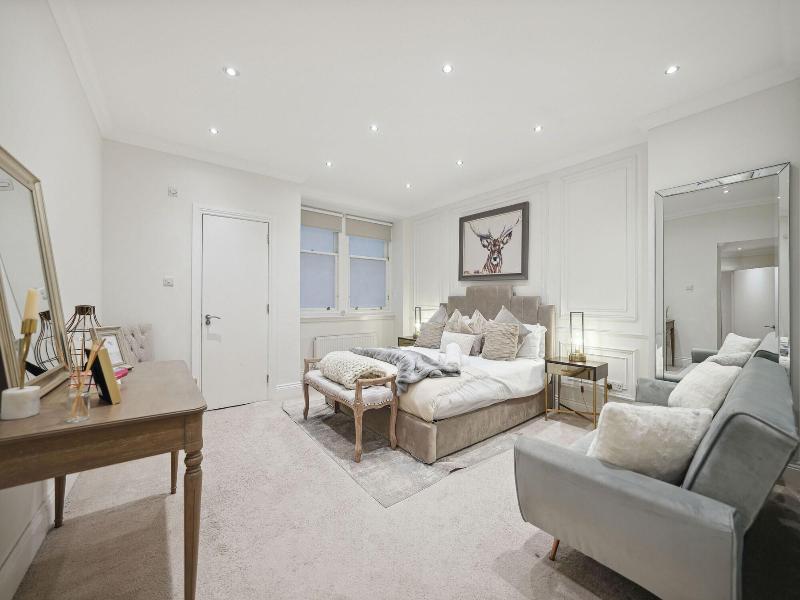 Blythswood Apartment image