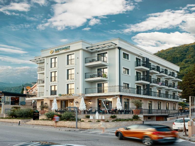 Hotel Diplomat image