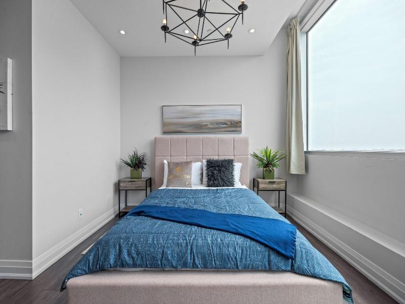 Bright Suites Finch West image