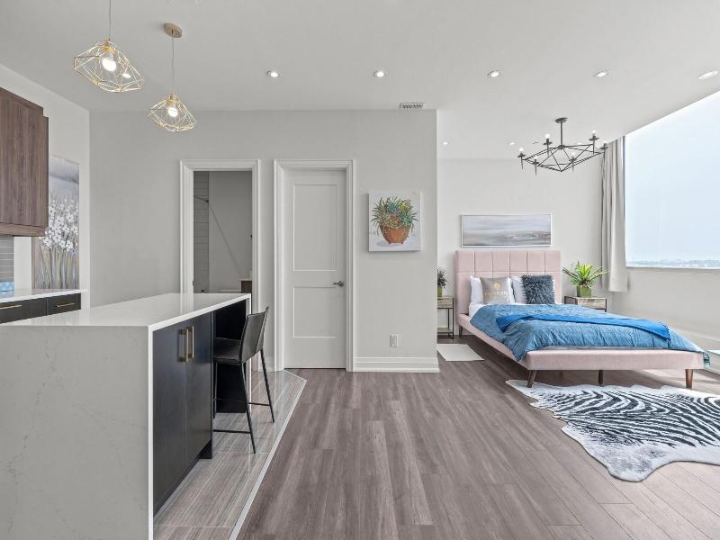 Bright Suites Finch West image
