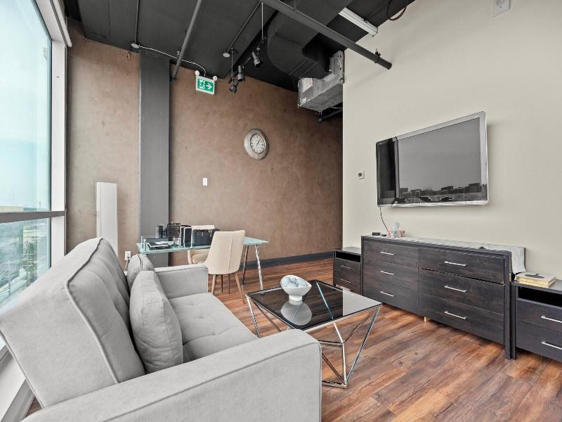 Bright Suites Finch West image