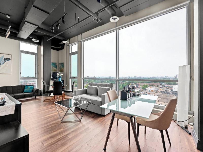 Bright Suites Finch West image
