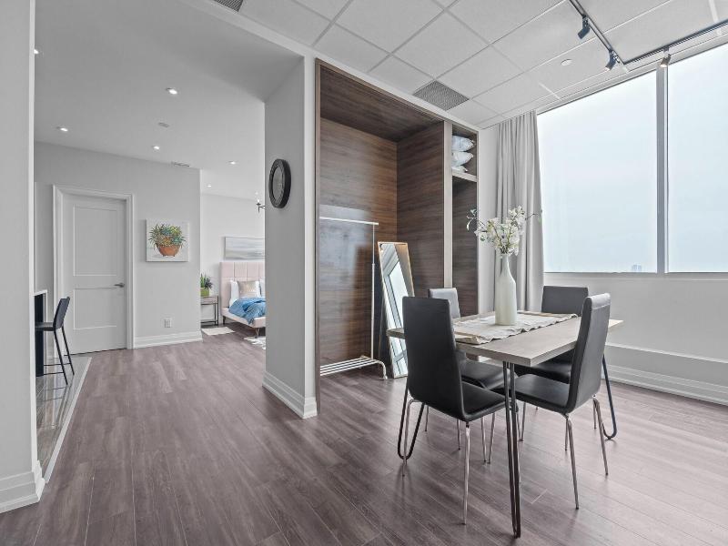 Bright Suites Finch West image