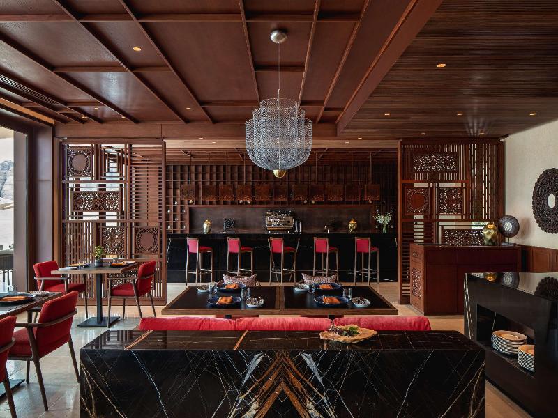 Banyan Tree Alula — restaurant