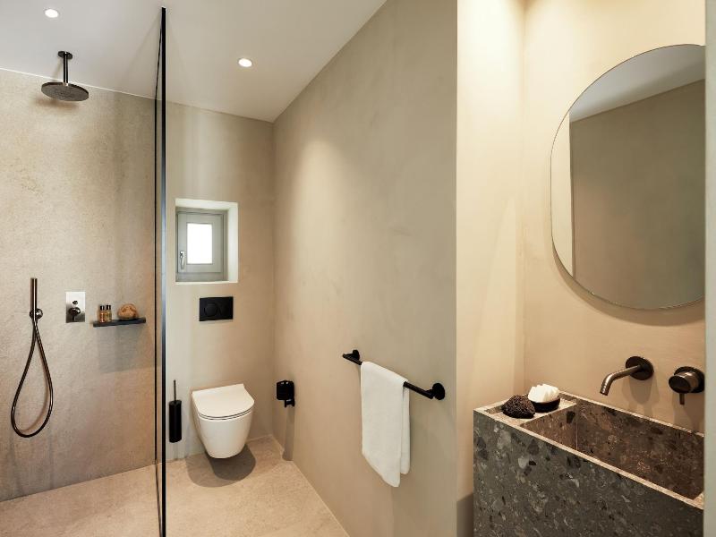 Parocks Luxury Hotel & Spa image