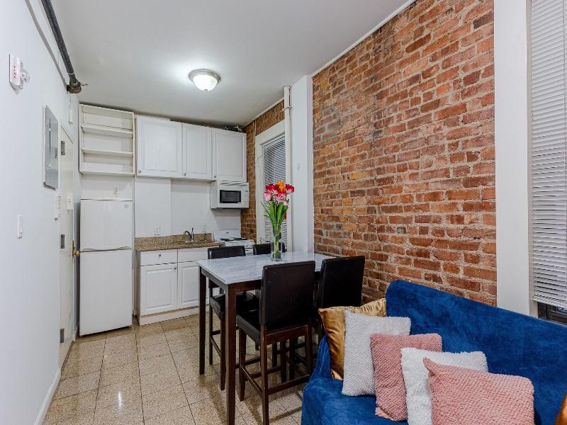 110th Boutique Hotel image
