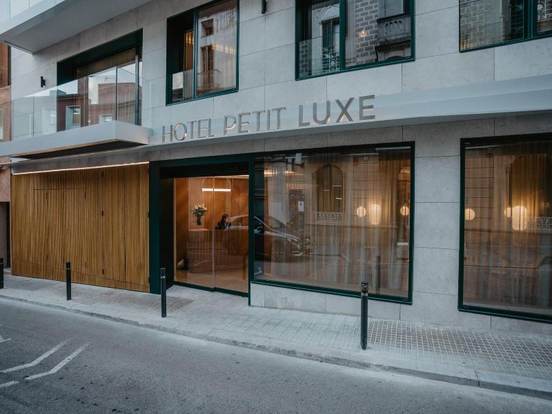 Hotel Boutique Petit Luxe image