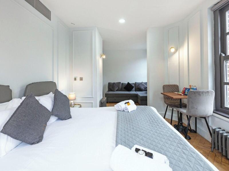 London Paddington Apartments image