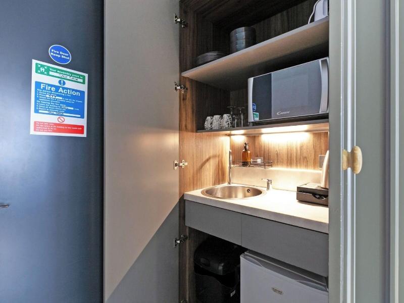 London Paddington Apartments image