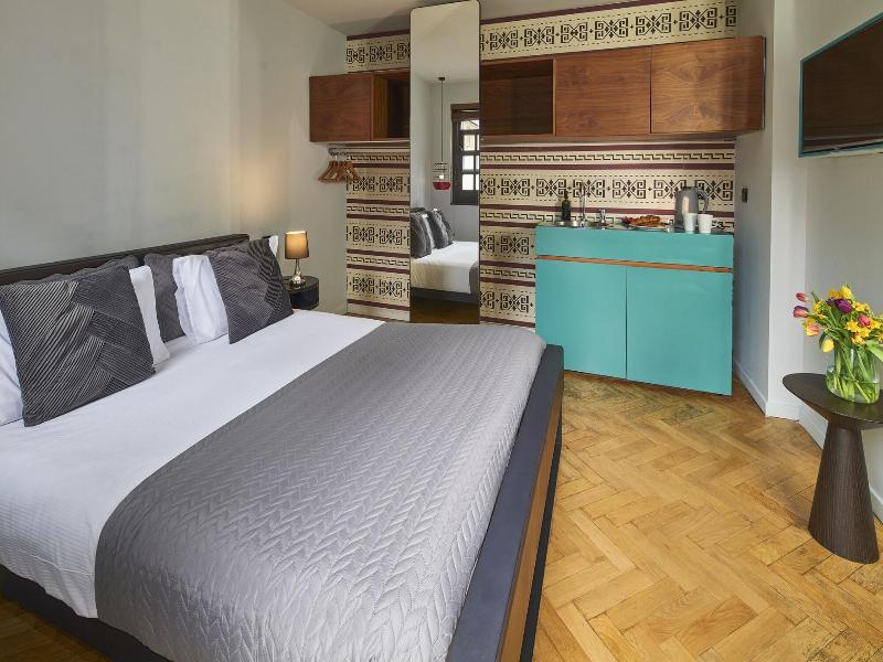 London Paddington Apartments image