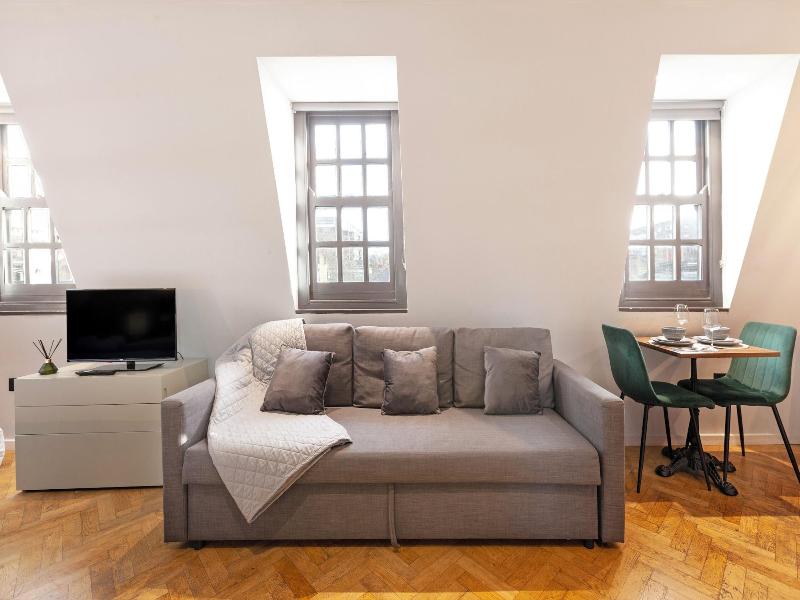 London Paddington Apartments image